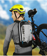 Load image into Gallery viewer, Top Speed Camel Hump 6 Liter Water Bag