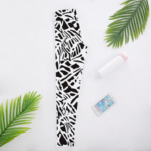 Load image into Gallery viewer, Concrete Mosaic Swag Leggings